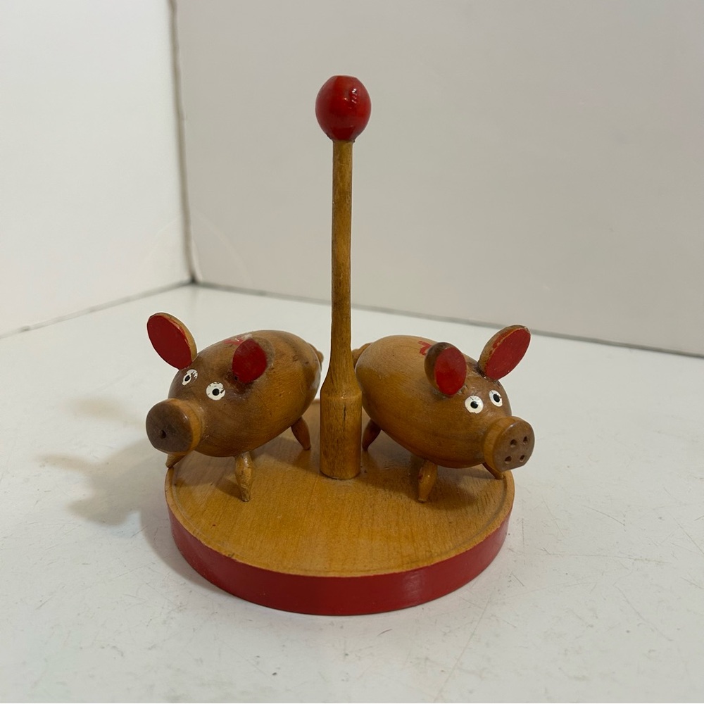 Vintage kitschy wooden‎ pig salt and pepper shaker on stand